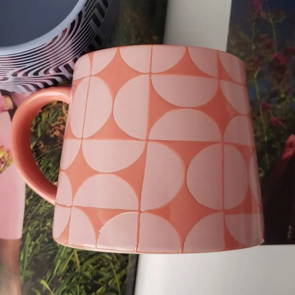 Geometric-Print Drinking Mugs